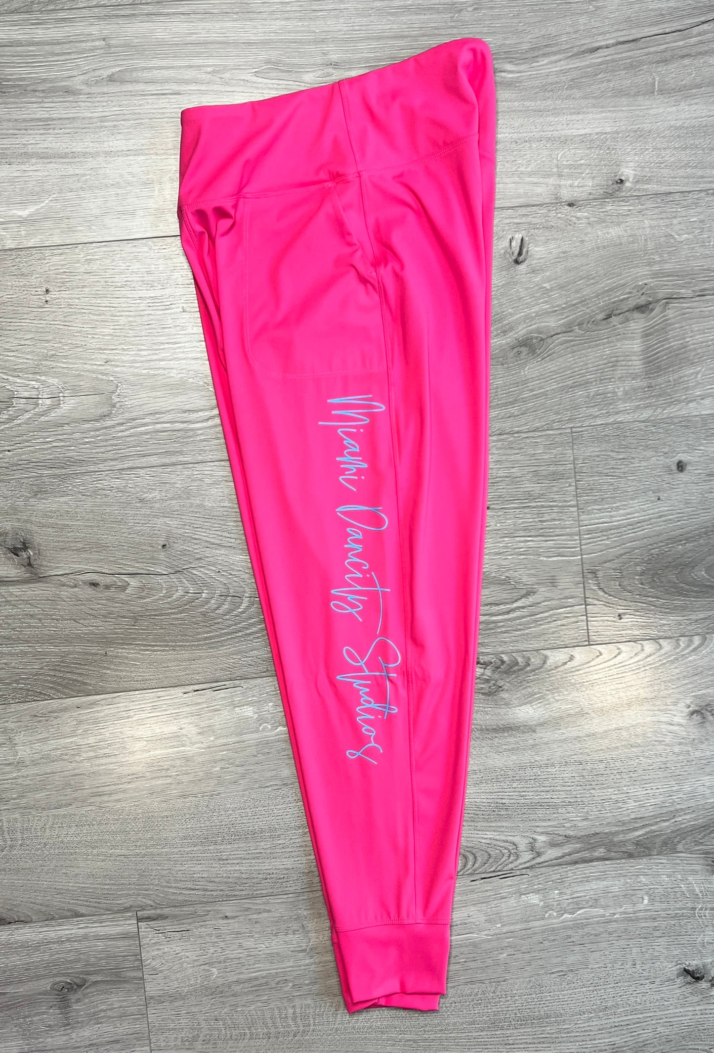 Miami Dancity Studios Women’s Joggers Size Medium